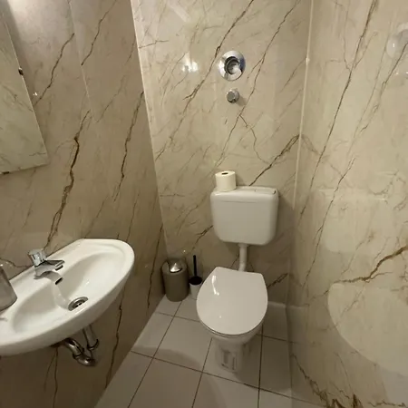 Stilvolle Altbau Im Zentrum Von Detmold, Paulana Apartment *